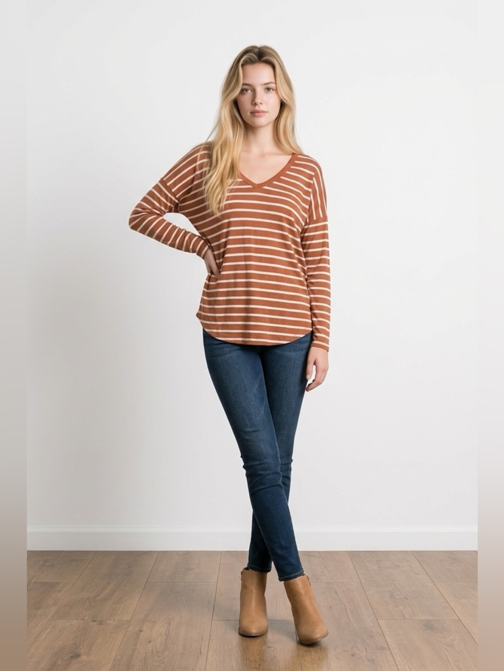 ✨Old Navy Cinnamon and White Striped Long Sleeve Tee | Casual | Medium